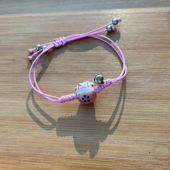 Lucky Cat Maneki Neko Charm Bracelet Solid Pink String Handmade - Picture 4 of 8